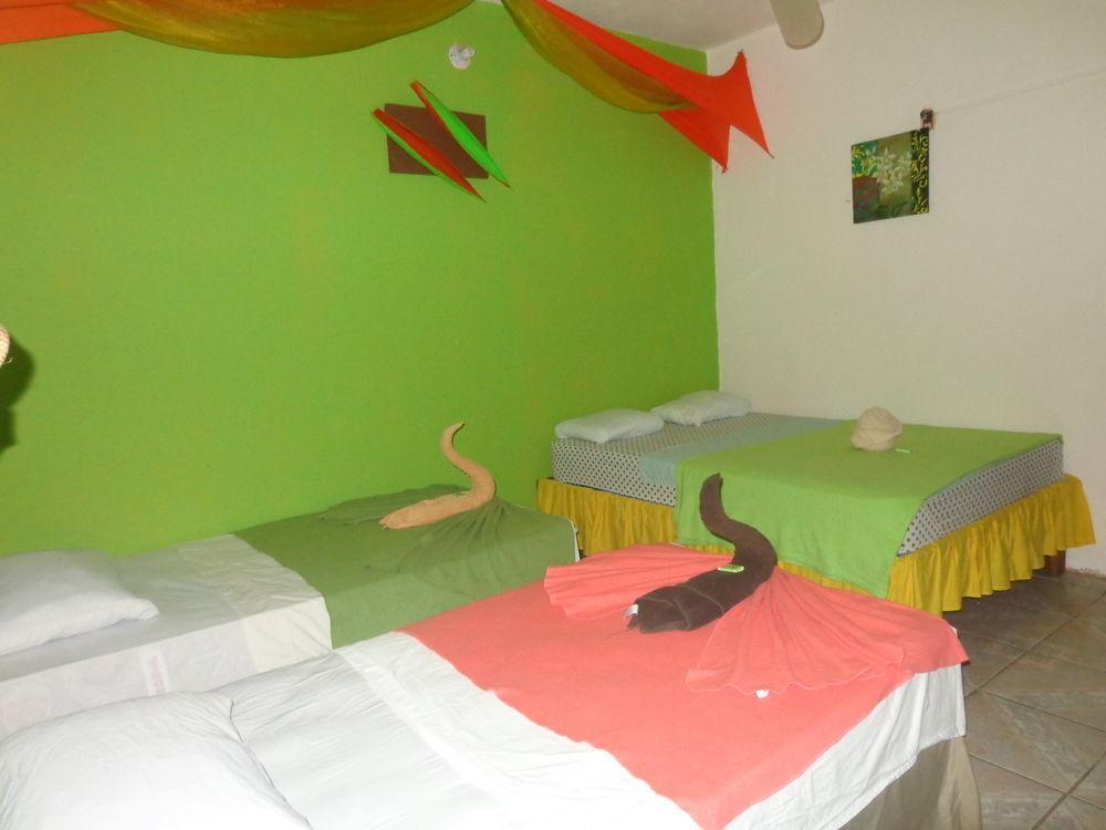 Hostel Cabinas Tortuguero Natural Zewnętrze zdjęcie